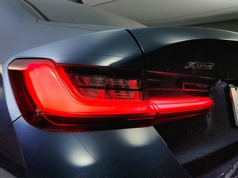 Used 2025 BMW 330i xDrive Sedan w/ Convenience Package image 20