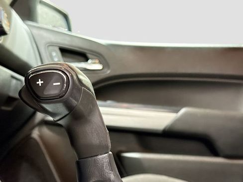 Used 2019 Chevrolet Colorado LT w/ LT Convenience Package image 16