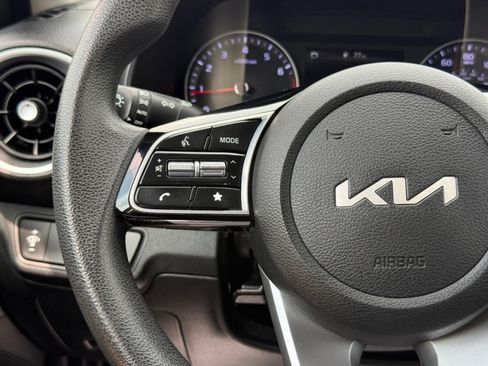 Used 2023 Kia Forte LXS FWD image 20