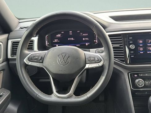 Used 2022 Volkswagen Atlas Cross Sport SE FWD image 12
