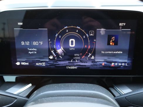 Used 2025 Chevrolet Suburban RST w/ Comfort Package image 26