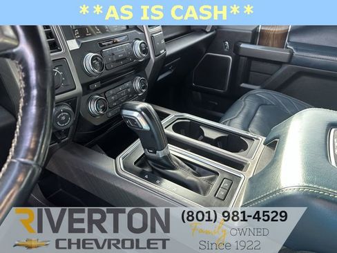 Used 2018 Ford F150 Limited w/ Trailer Tow Package image 12