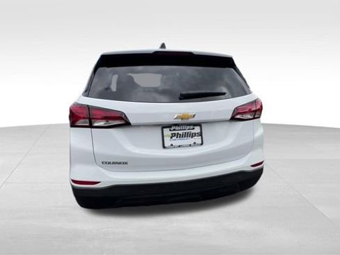 Certified 2024 Chevrolet Equinox LS w/ LS Convenience Package FWD image 5