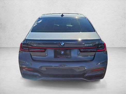 Certified 2022 BMW 750i xDrive w/ Executive Package image 6
