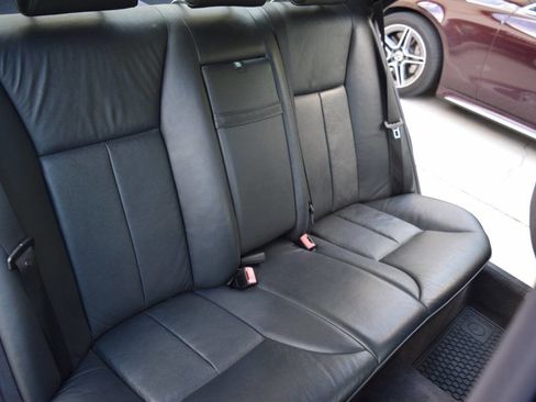 Used 1998 Mercedes-Benz E 320 Sedan image 27