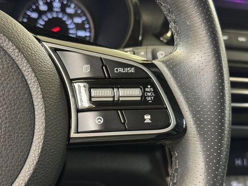 Used 2022 Kia Seltos SX image 32