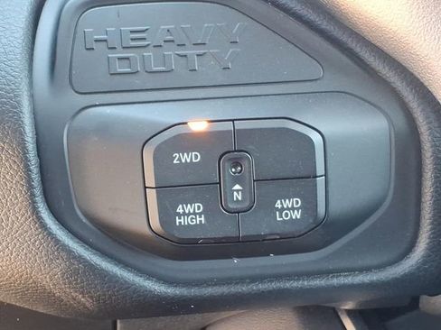 New 2026 RAM 2500 Laramie AWD/4WD image 5