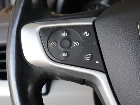 Used 2022 GMC Terrain SLT w/ Infotainment Package II FWD image 26