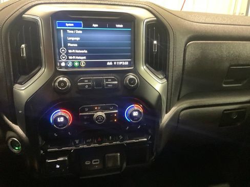 Used 2023 Chevrolet Silverado 2500 LT w/ Convenience Package AWD/4WD image 18