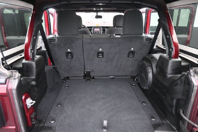 Used 2021 Jeep Wrangler Unlimited Sport AWD/4WD image 17