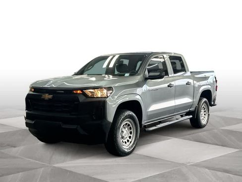 Used 2023 Chevrolet Colorado W/T RWD image 4