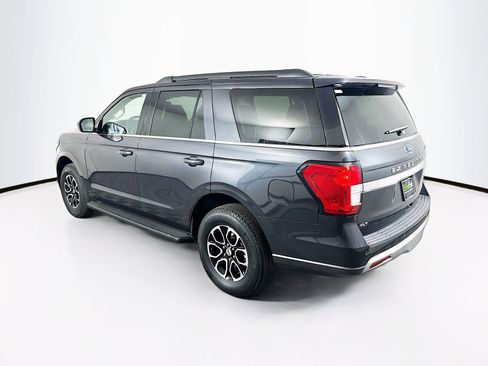 Used 2024 Ford Expedition XLT image 5