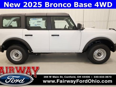 New 2025 Ford Bronco 4-Door image 1