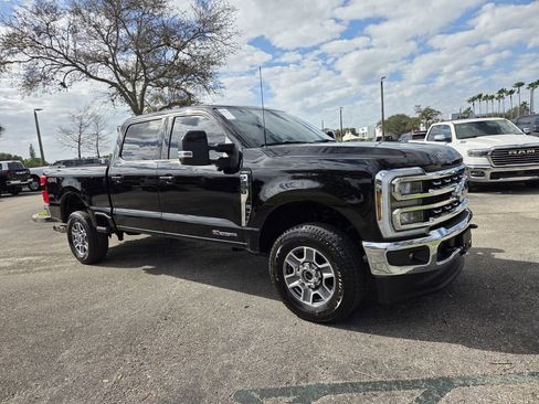 Used 2024 Ford F250 Lariat image 2