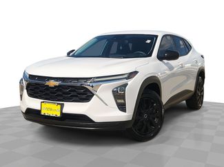 Used 2025 Chevrolet Trax LS FWD video 1