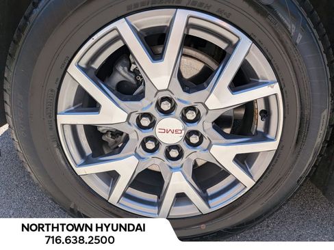 Used 2021 GMC Acadia SLT w/ Technology Package AWD/4WD image 47
