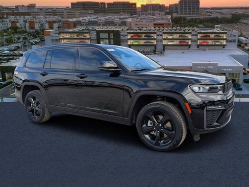 New 2026 Jeep Grand Cherokee L Limited w/ Limited Altitude Package AWD/4WD image 1