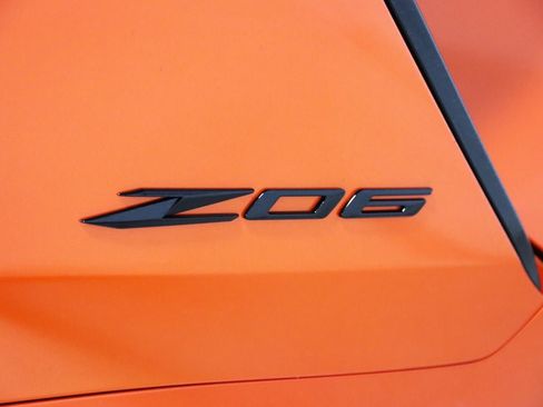 Used 2025 Chevrolet Corvette Z06 RWD image 12