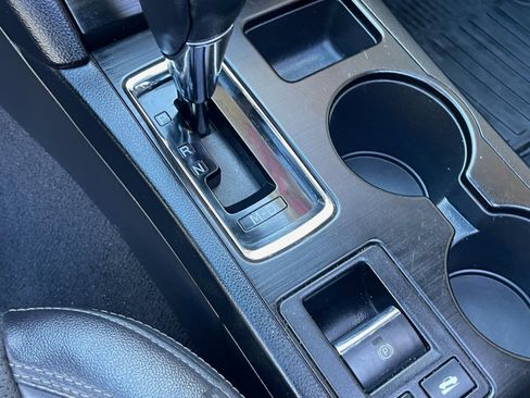 Used 2018 Subaru Outback 2.5i Limited image 31