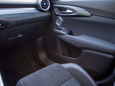 New 2025 Alfa Romeo Tonale image 20