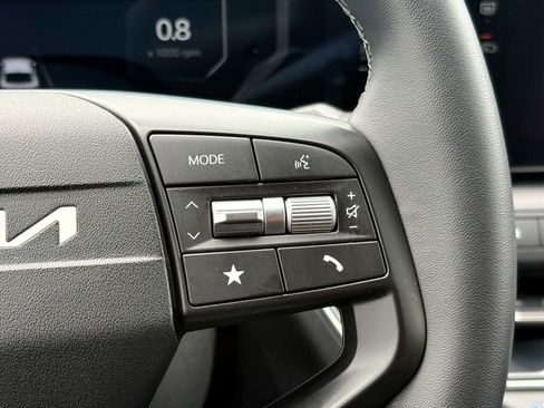 Certified 2025 Kia K4 EX FWD image 26