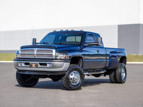 Used 2001 Dodge Ram 3500 Truck 4x4 Quad Cab image 1