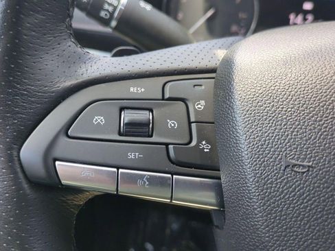 Certified 2022 Cadillac XT4 Sport FWD image 28