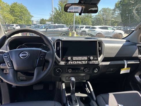 New 2026 Nissan Frontier SV w/ SV Convenience Package AWD/4WD image 3