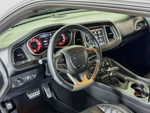 Used 2022 Dodge Challenger SRT Hellcat RWD image 15