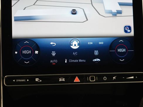 Used 2025 Mercedes-Benz C 300 4MATIC Sedan image 26