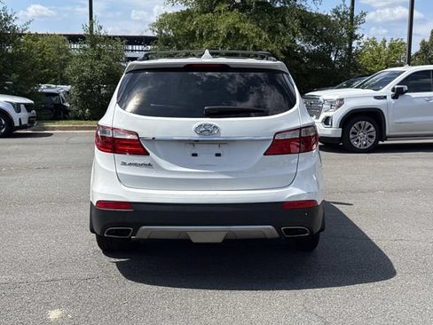 Used 2015 Hyundai Santa Fe GLS FWD image 3