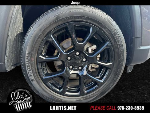 Certified 2022 Jeep Compass Altitude image 10