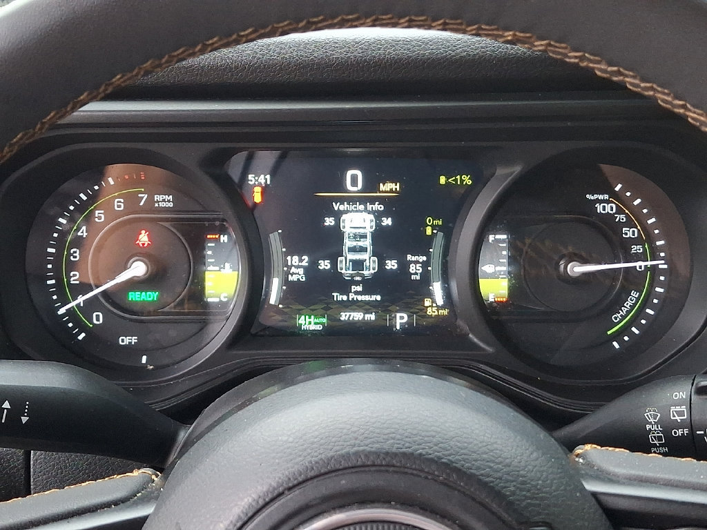 Used 2024 Jeep Wrangler Unlimited w/ Convenience Group AWD/4WD image 20