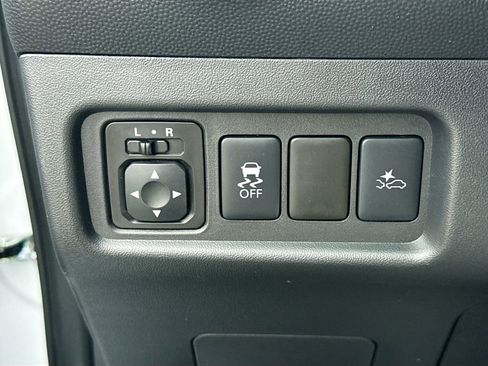 Used 2024 Mitsubishi Mirage ES image 27