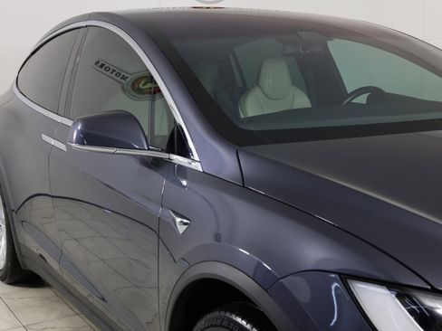 Used 2019 Tesla Model X Performance image 37