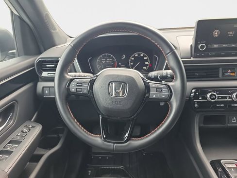 Certified 2023 Honda Pilot Sport image 11