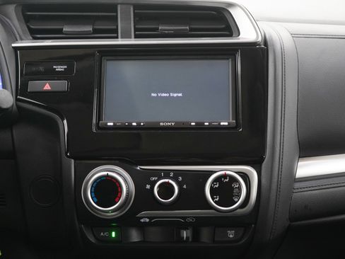 Used 2019 Honda Fit LX image 15