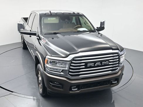 Used 2022 RAM 3500 Limited AWD/4WD image 32