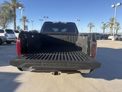 Used 2025 Toyota Tundra Limited AWD/4WD image 31
