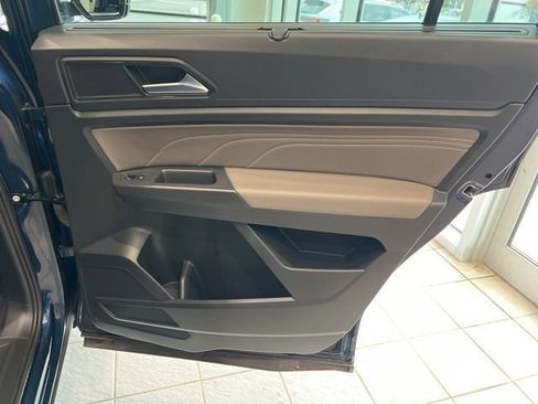 Used 2021 Volkswagen Atlas SE AWD/4WD image 21