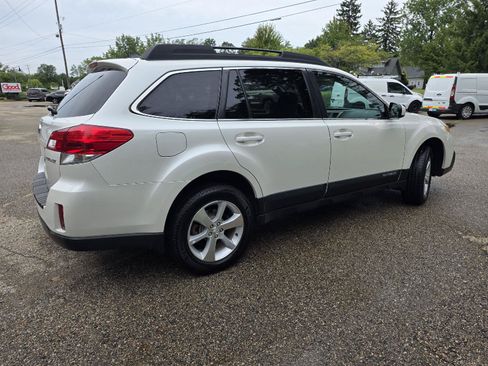 Used 2014 Subaru Outback 2.5i Limited AWD/4WD image 22