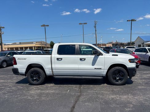 Used 2025 RAM 1500 Warlock AWD/4WD image 4