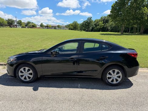 Used 2015 MAZDA MAZDA3 i Sport FWD image 1