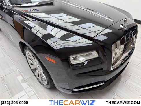 Used 2019 Rolls-Royce Dawn image 6