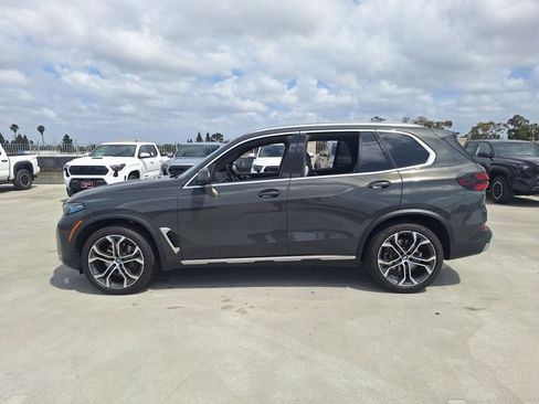 Used 2025 BMW X5 sDrive40i w/ Premium Package RWD image 8