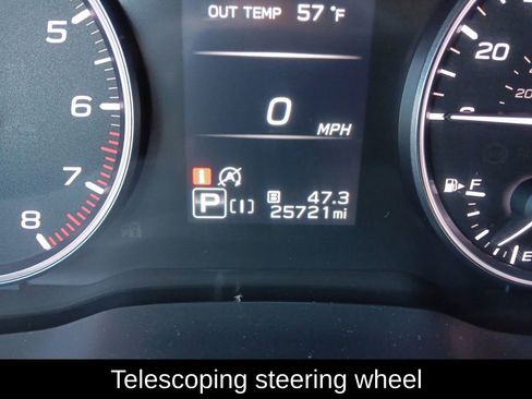 Used 2024 Subaru Crosstrek 2.0i Premium image 17