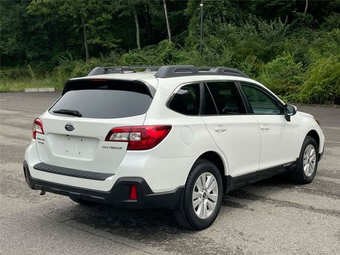 Used 2019 Subaru Outback 2.5i Premium w/ Popular Package #2 AWD/4WD image 5