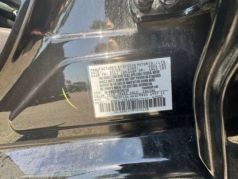 Used 2024 Nissan Sentra SV FWD image 36