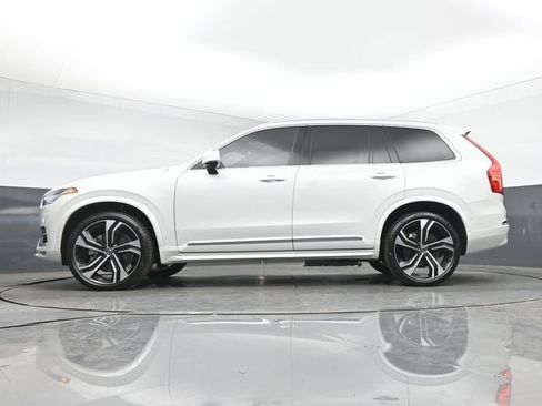 Used 2024 Volvo XC90 B6 Ultimate w/ Protection Package Premier AWD/4WD image 42