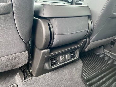 Certified 2020 Chevrolet Silverado 1500 LT w/ All-Star Edition image 18